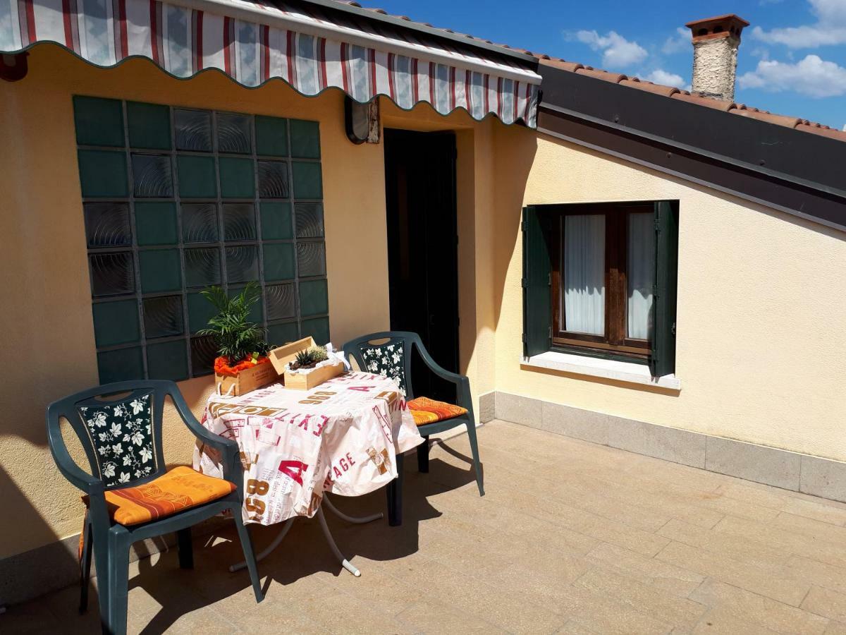 Casa Madonnina Apartment Дособуоно Екстериор снимка