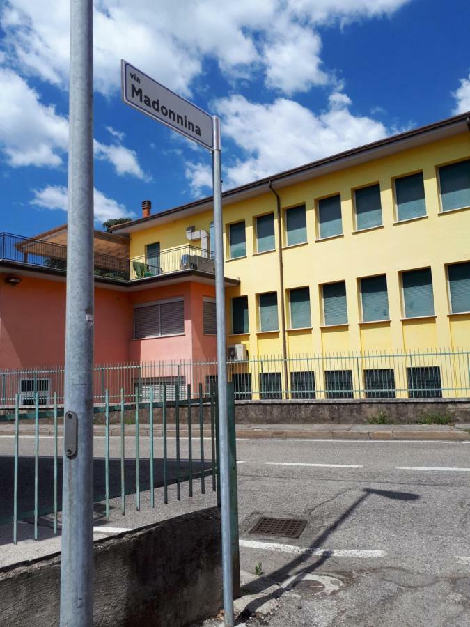 Casa Madonnina Apartment Дособуоно Екстериор снимка